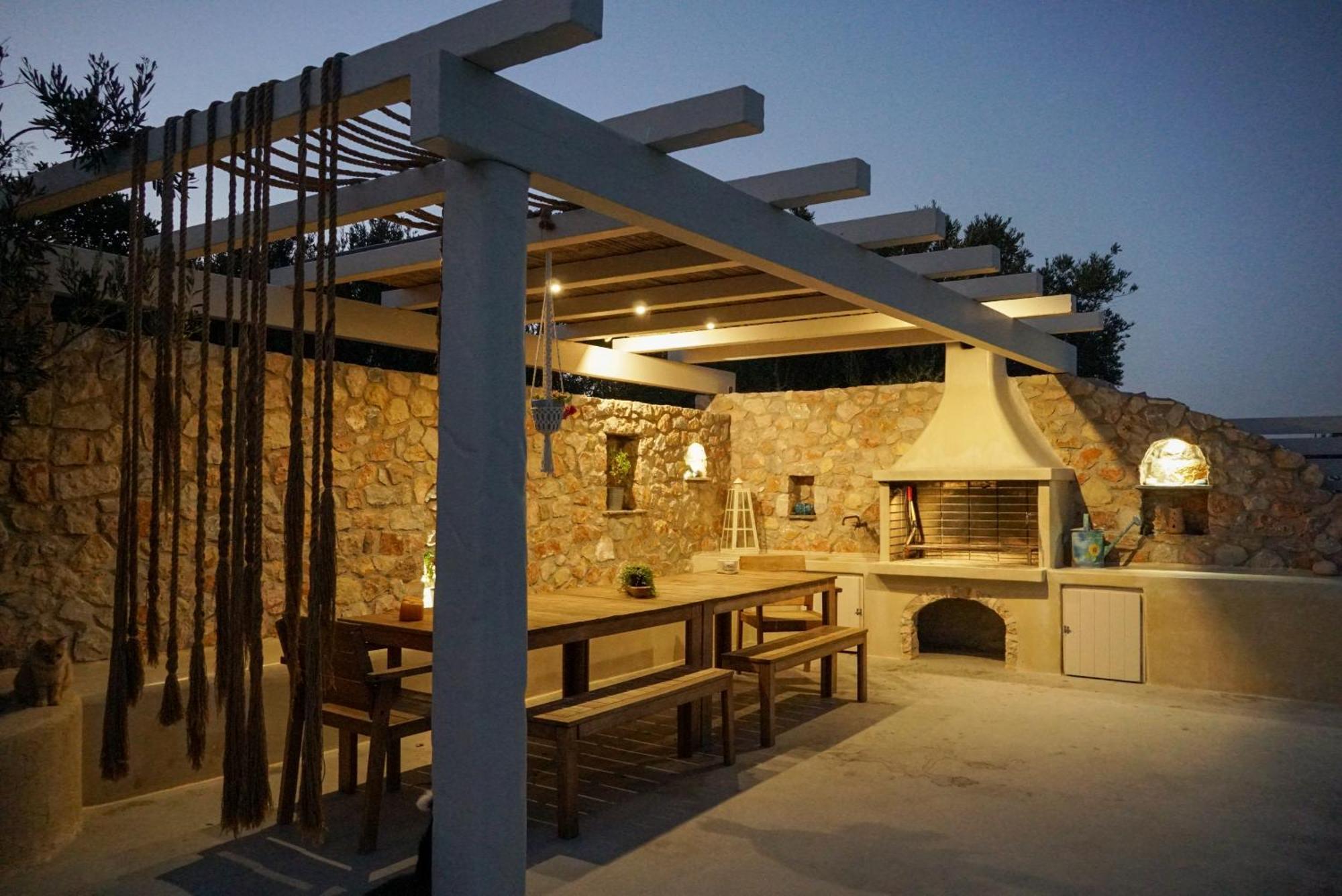 Theros Santorini Kamári