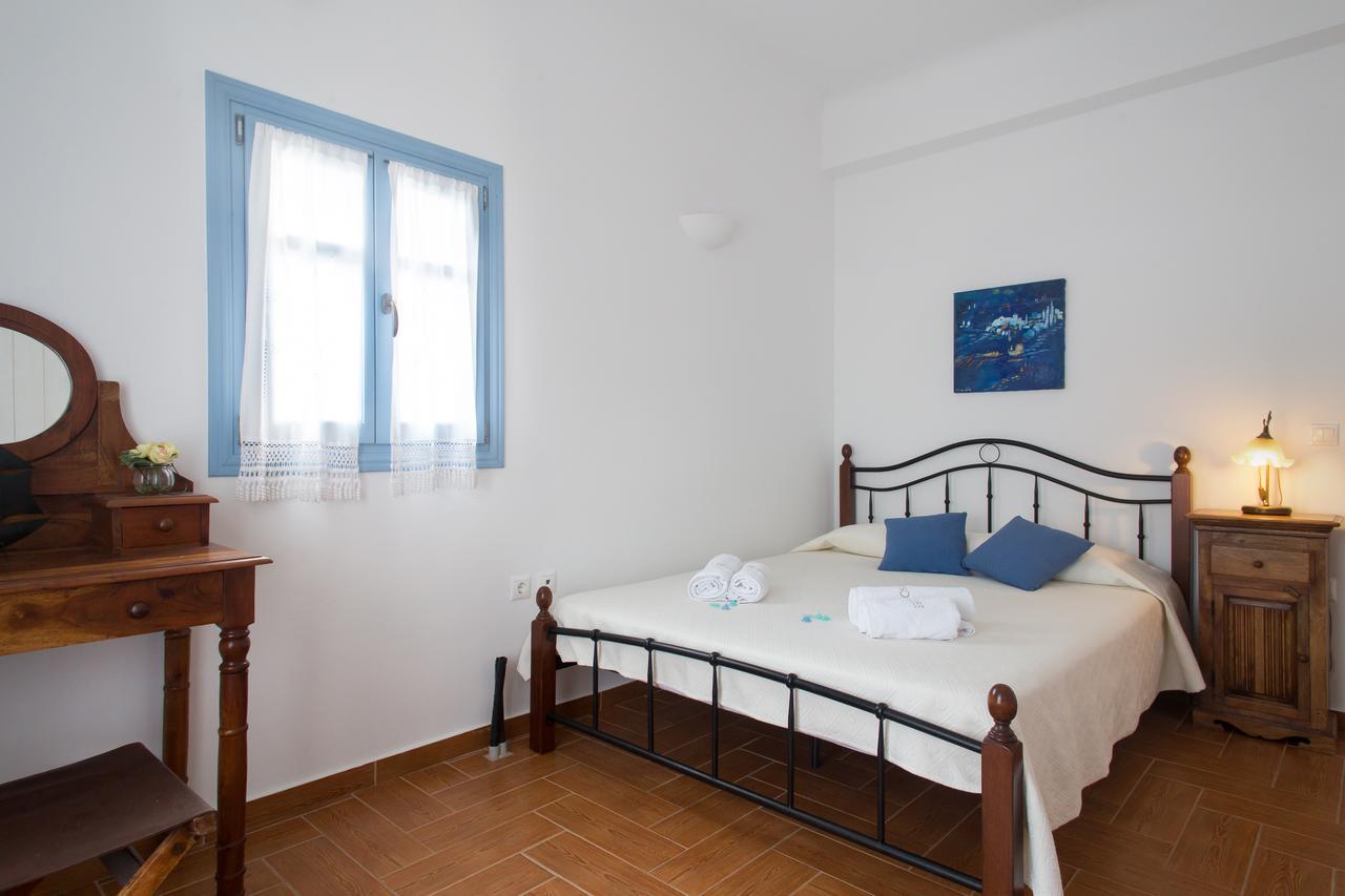 Theros Santorini בית נופש Kamári