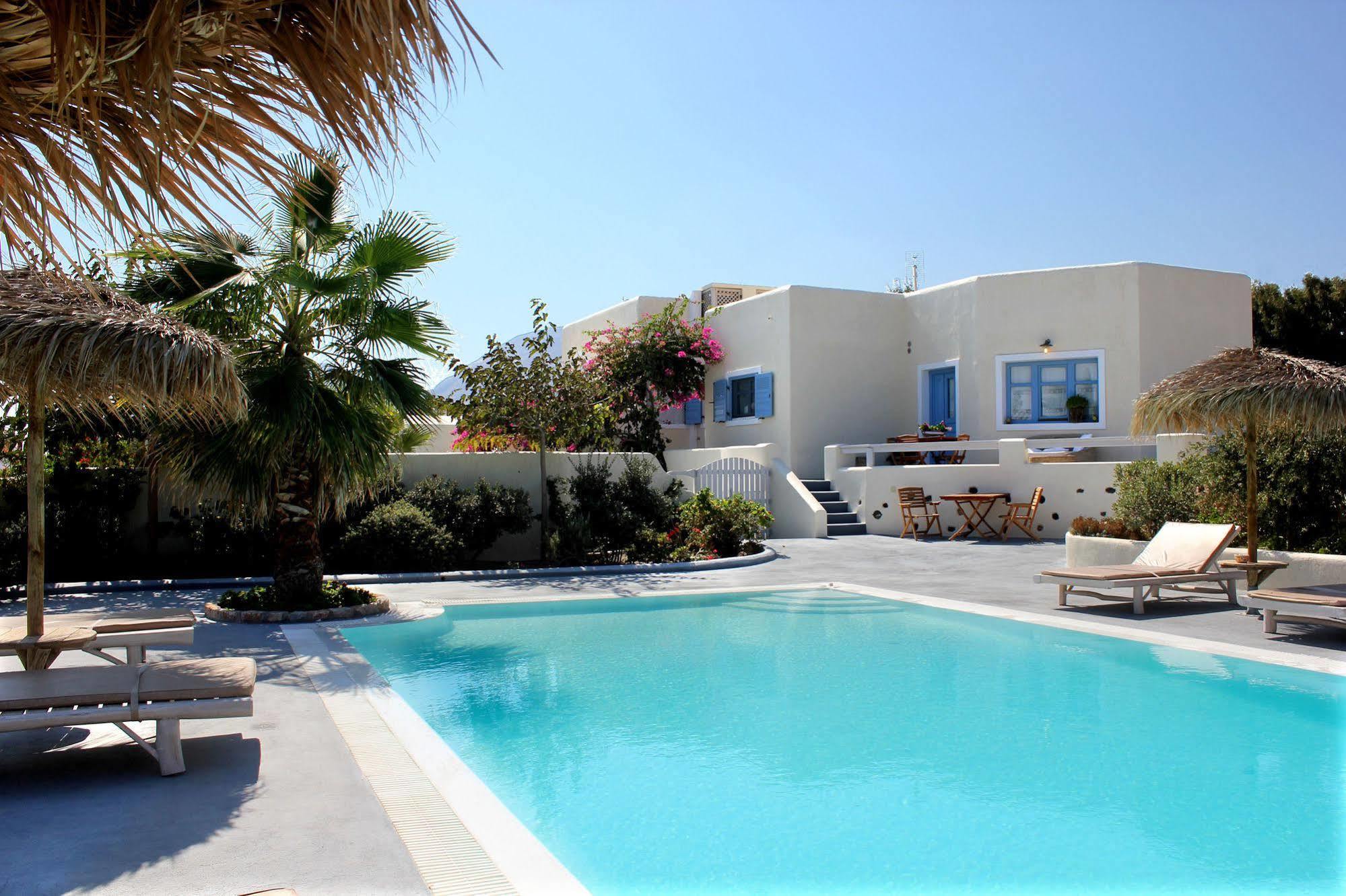 Theros Santorini Kamári
